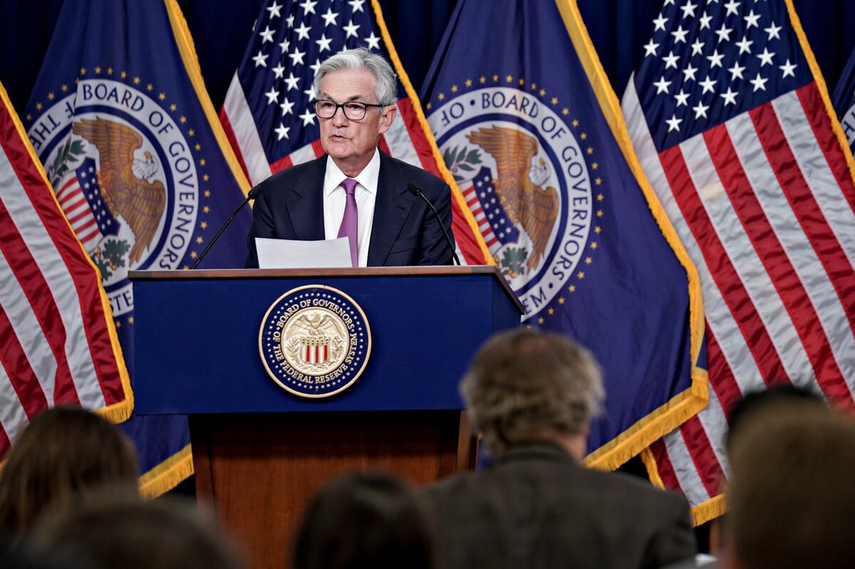 Chủ tịch Powell phát biểu trong buổi họp báo sau cuộc họp ngày 14/6