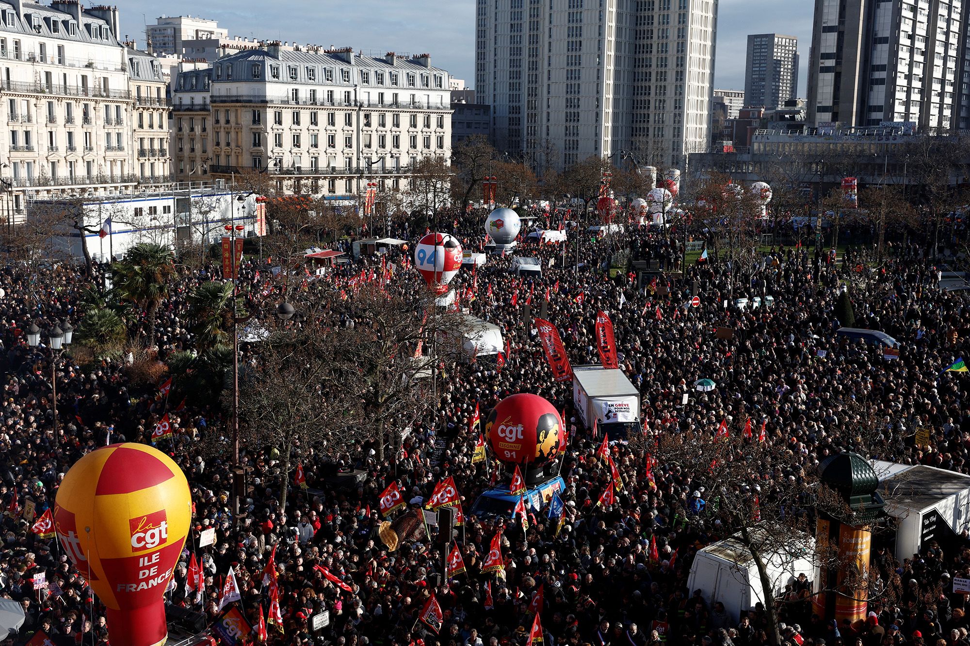 Một nước Pháp nhạy cảm với các cuộc biểu tình quá mức thời gian qua