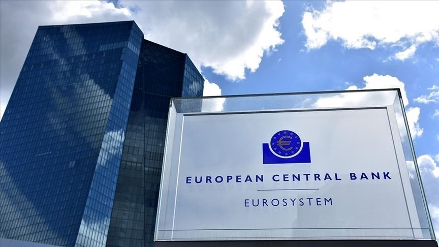 ECB tăng lãi suất 25 điểm cơ bản, để ngỏ khả năng tiếp tục thắt chặt trong tháng 9