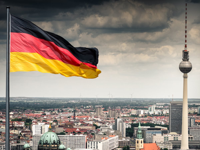 Kinh tế Đức gặp 'cú sốc' lớn, ngành chủ lực bị chính người dân 'mặc kệ':