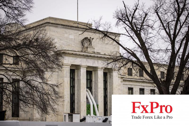 Gói cứu trợ khẩn cấp các ngân hàng của Fed chạm mức kỷ lục mới