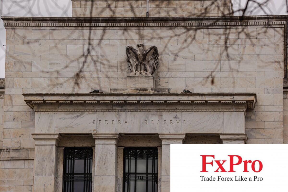 Kỳ vọng cắt giảm lãi suất khiến công cụ tài trợ vốn của Fed đạt kỷ lục mới