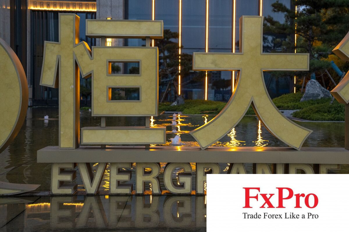 Evergrande phải thanh lý tài sản, Trung Quốc tiếp tục bị nhấn chìm trong "hố đen" bất động sản