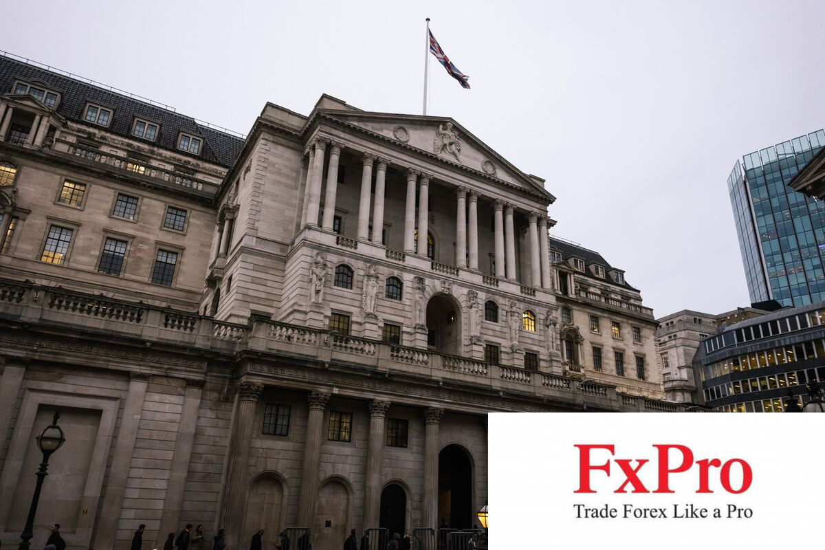 Tại sao BoE không cắt giảm lãi suất khi lạm phát gần chạm mức mục tiêu?