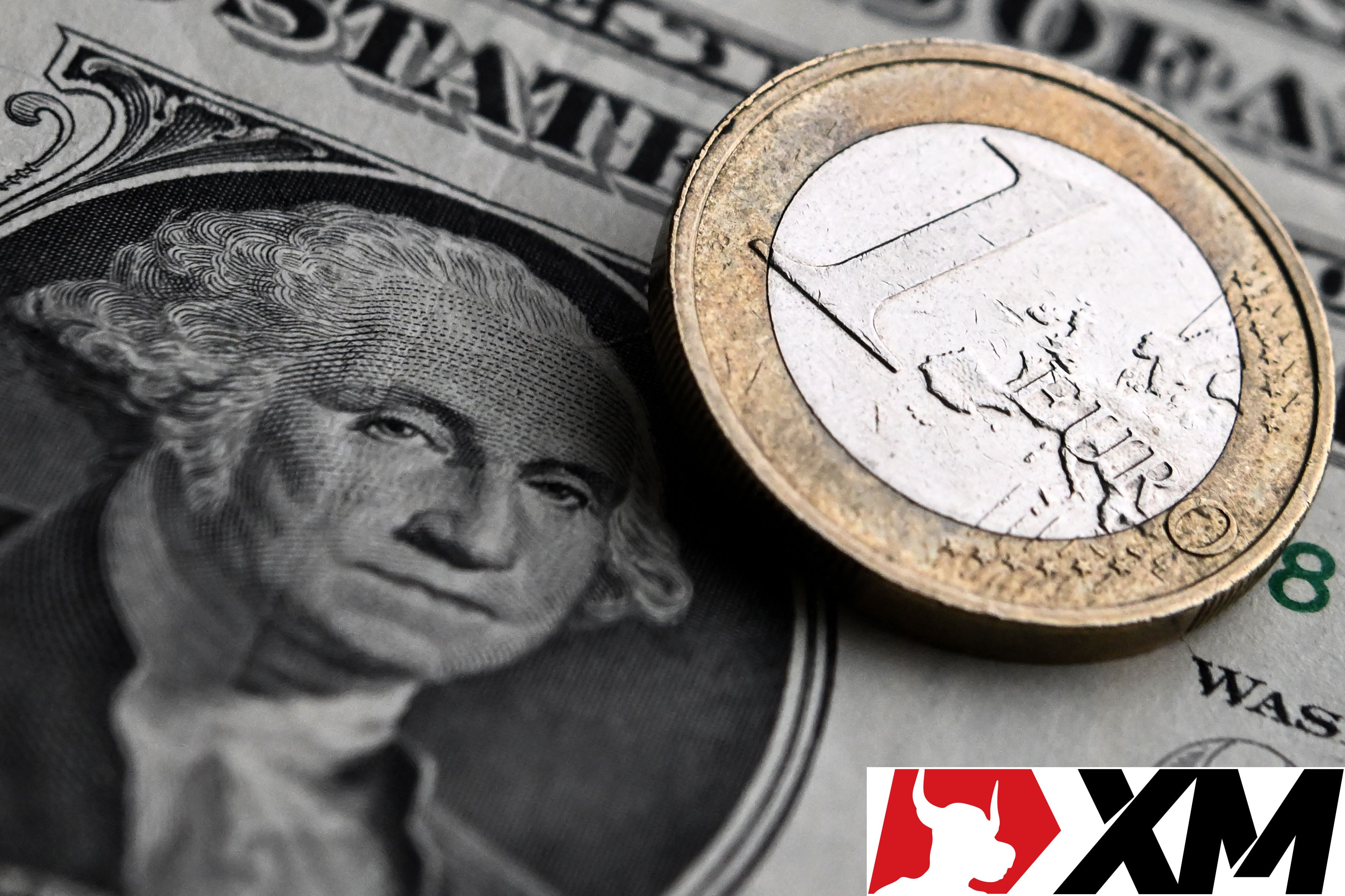 Bloomberg Opinion: Triển vọng 1 đồng EUR đổi được 1 USD hoàn toàn có thể xảy ra trong năm nay