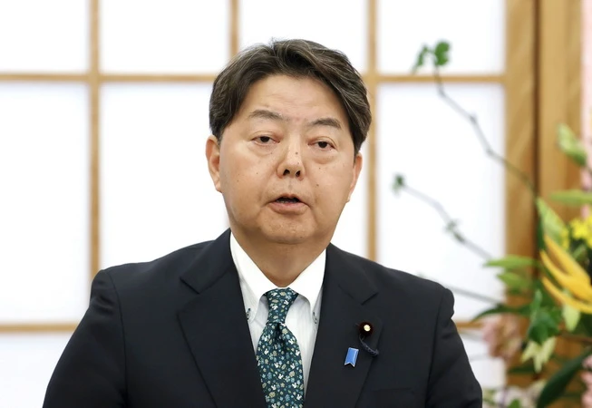 Chánh văn phòng Nội các Nhật Bản Hayashi nhấn mạnh tầm quan trọng của dữ  liệu tiền lương sắp tới