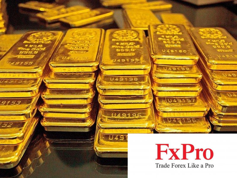 Dự trữ vàng Trung Quốc tăng 17 tháng liên tiếp, thúc đẩy giá vàng đạt kỷ lục mới