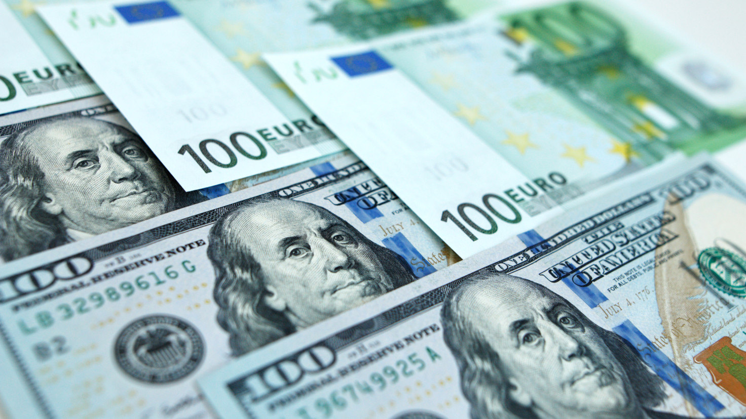 EUR/USD đánh mất chuỗi tăng 4 ngày, giảm về gần 1.0830 vào đầu phiên Âu.