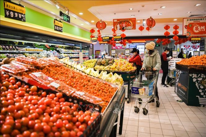 Giá tiêu dùng của Trung Quốc giảm mạnh nhất trong ba năm
