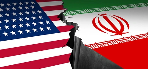 Toàn cảnh 10 ngày căng thẳng Mỹ - Iran: Từ 'võ mồm' sang đối đầu trực diện  - Tuổi Trẻ Online