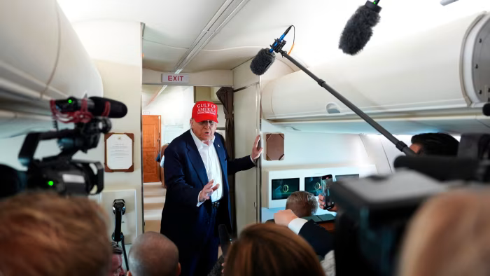 Donald Trump đe dọa tăng thuế đối với Nhật Bản
